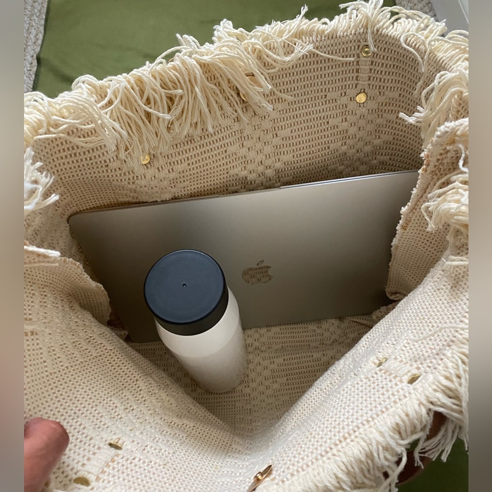LULLA COLLECTION | Spring Summer Fringe Tote - Picture 10 of 10